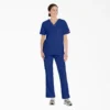 Unisex Eds Signature V-Neck Scrub Top