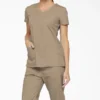 Women’s Eds Signature V-Neck Scrub Top