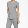 Women’s Eds Signature V-Neck Scrub Top