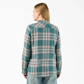 Women’s Plaid Flannel Long Sleeve Shirt