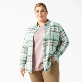Women’s Plus Long Sleeve Plaid Flannel Shirt